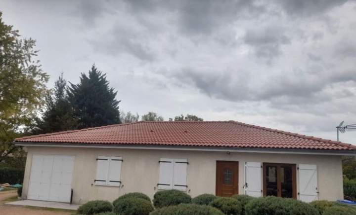 Démoussage de toiture Vichy